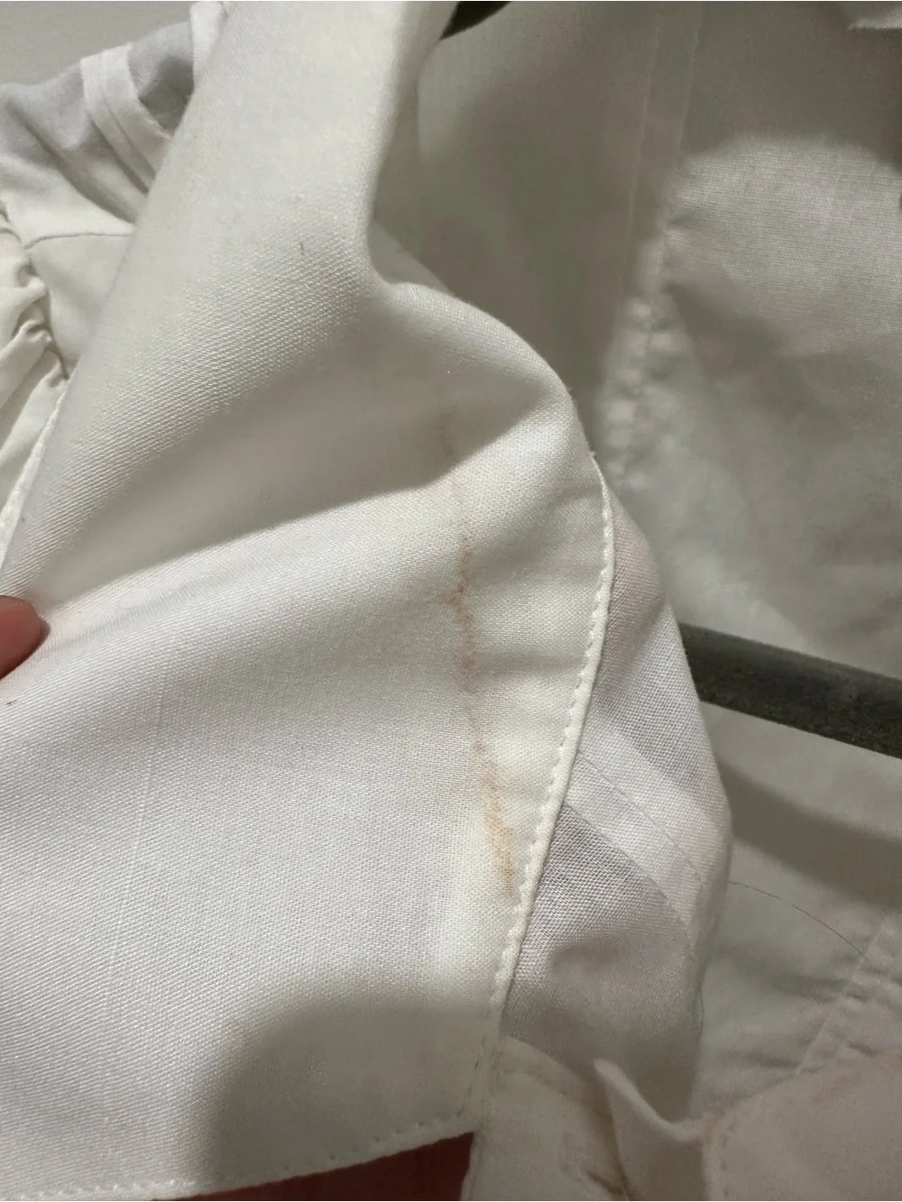 Banana Republic White Button-Up Shirt